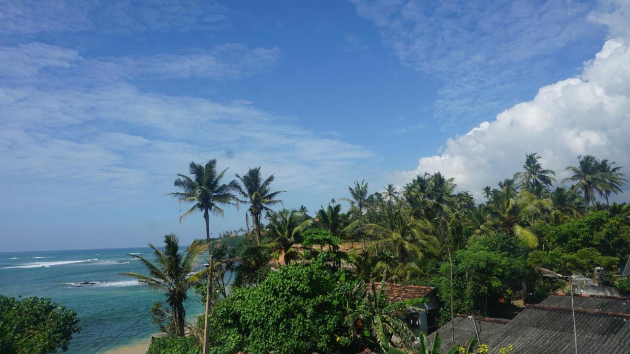 The Reef Weligama Hotel Exterior photo