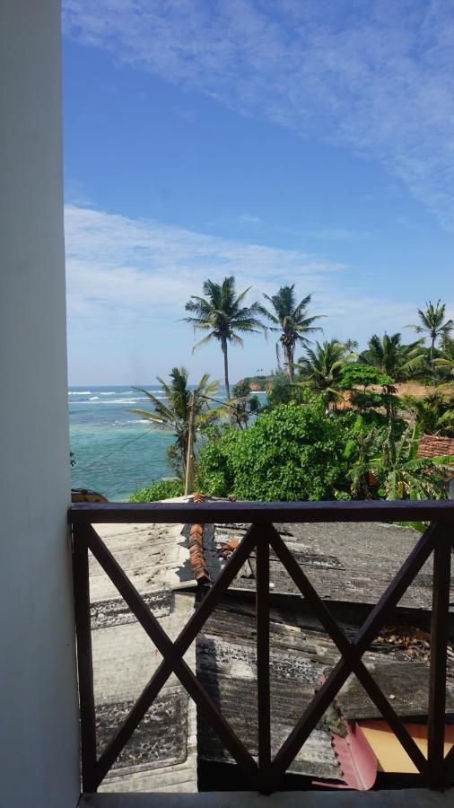 The Reef Weligama Hotel Exterior photo