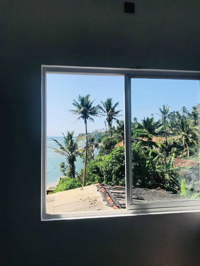 The Reef Weligama Hotel Exterior photo